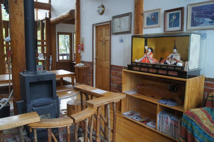 Imagen de los interiores del Hotel Hakuba Log Meteor. Foto 10