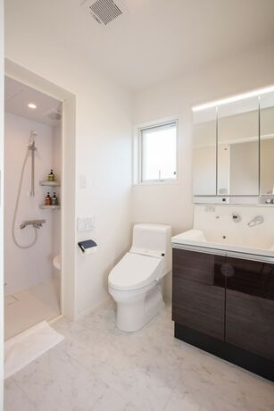 Imagen de la habitación del Hotel Hakuba Mahoroba. Foto 11