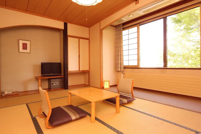 Imagen de la habitación del Hotel Hakuba Ougiya. Foto 12