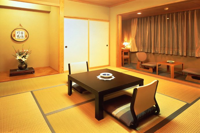 Imagen de la habitación del Hotel Hakuba Ougiya. Foto 13