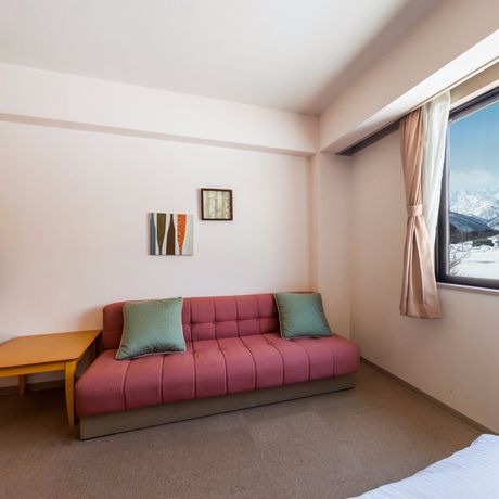 Imagen de la habitación del Hotel Hakuba Panorama. Foto 11