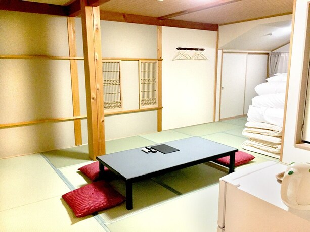 Imagen de la habitación del Hotel Hakuba Ryujin Onsen. Foto 25