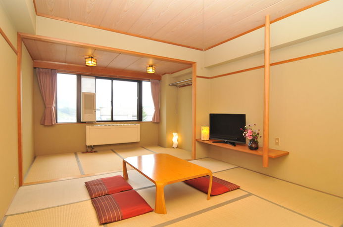 Imagen de los exteriores del Hotel Hakuba Tsugaike Ski Slope Side Espoir Misawa. Foto 11
