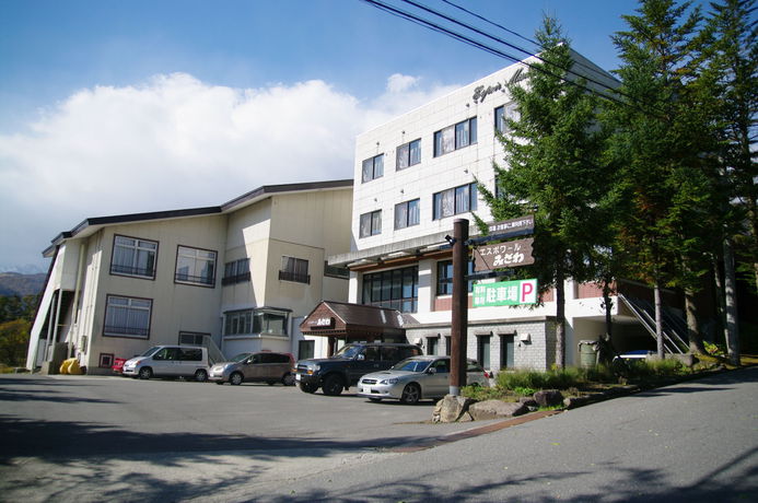 Imagen de los exteriores del Hotel Hakuba Tsugaike Ski Slope Side Espoir Misawa. Foto 12