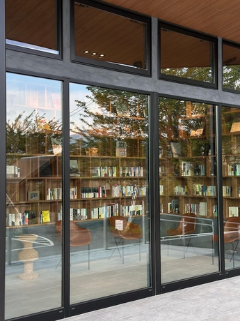Imagen de los interiores del Hotel Hakusui Onsen Takenokura Sansou. Foto 11