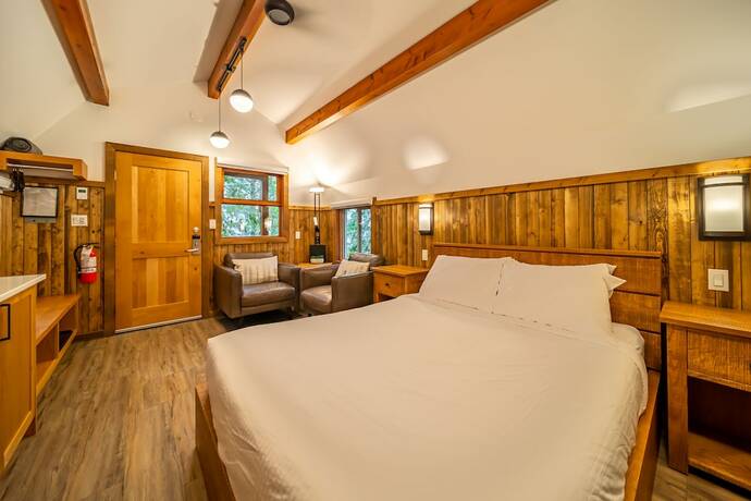 Imagen de la habitación del Hotel Halcyon Hot Springs Resort. Foto 11