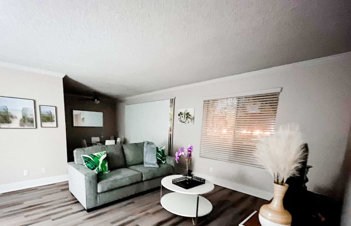 Imagen de la habitación del Hotel Hale Aloha. Foto 5