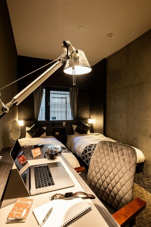 Imagen de la habitación del Hotel Hale Kyoto Tambaguchi. Foto 37