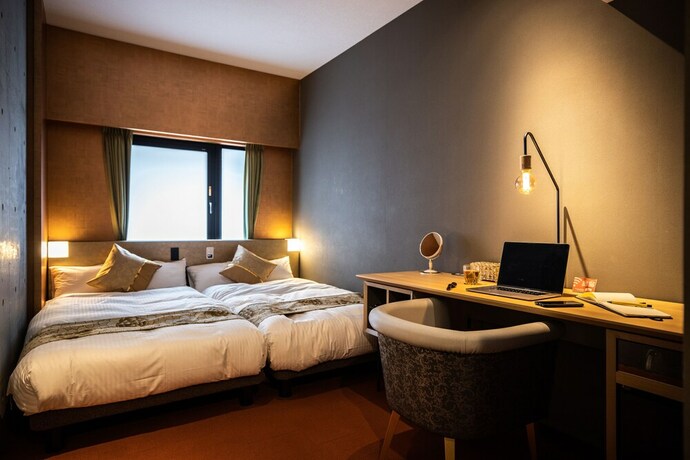 Imagen de la habitación del Hotel Hale Kyoto Tambaguchi. Foto 39