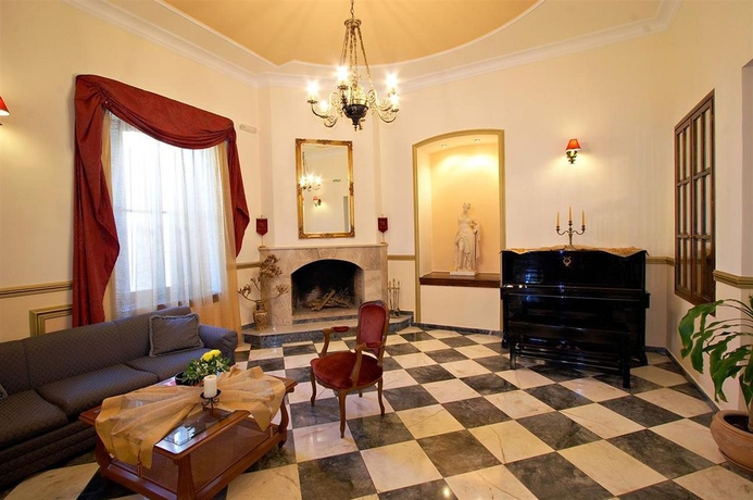 Imagen de los interiores del Hotel Halepa. Foto 11