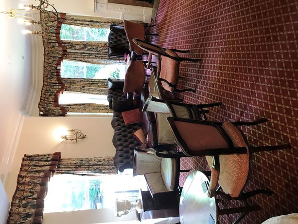 Imagen de los interiores del Hotel Haley\'s and Restaurant. Foto 19
