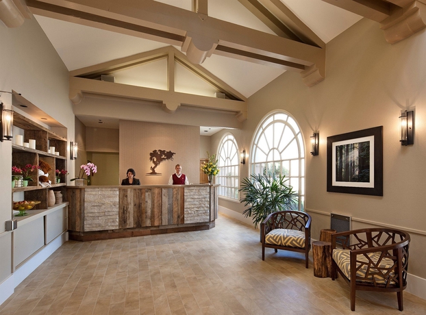 Imagen de los interiores del Hotel Half Moon Bay Lodge. Foto 10