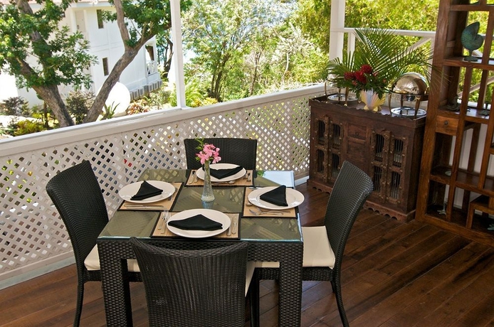 Imagen del bar/restaurante del Hotel Half Moon Blue. Foto 5
