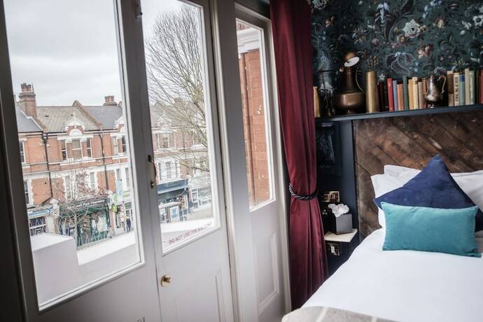 Imagen de la habitación del Hotel Half Moon, Brixton. Foto 17
