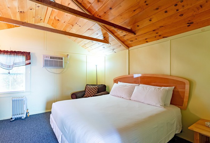 Imagen de la habitación del Hotel Half Moon Motel and Cottages. Foto 5