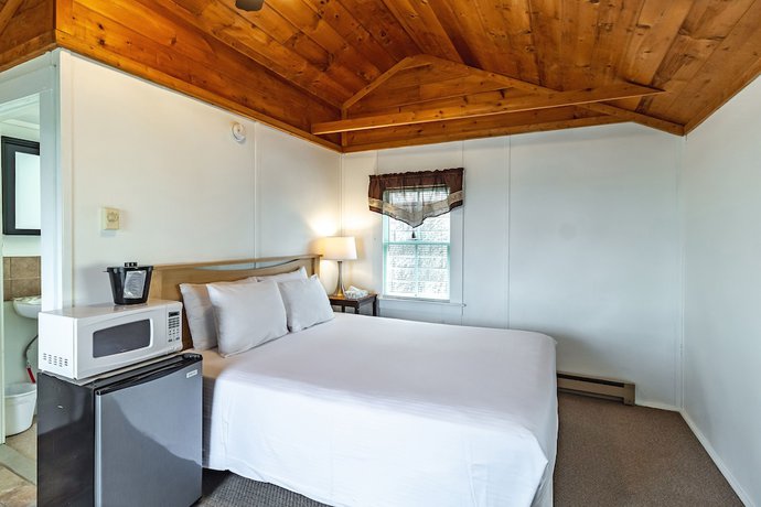 Imagen de la habitación del Hotel Half Moon Motel and Cottages. Foto 11