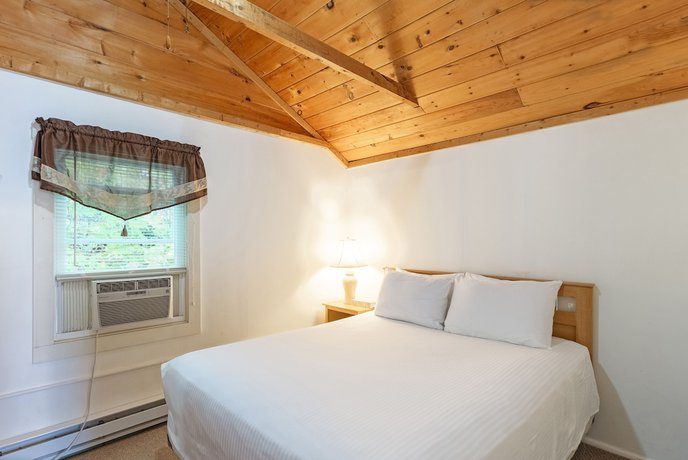 Imagen de la habitación del Hotel Half Moon Motel and Cottages. Foto 17
