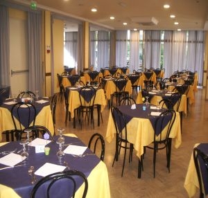 Imagen del bar/restaurante del Hotel Half Moon, Rimini. Foto 2