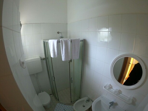 Imagen general del Hotel Half Moon, Rimini. Foto 11