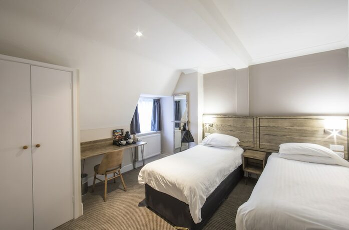Imagen de la habitación del Hotel Half Moon, Sherborne by Marston\'s Inns. Foto 13