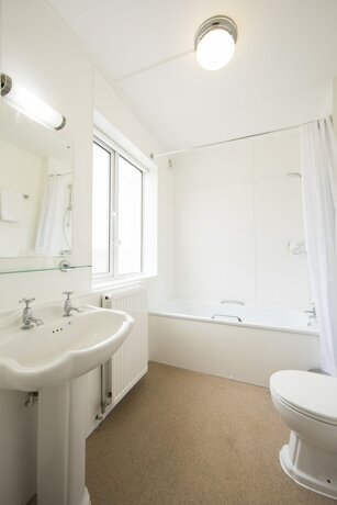 Imagen general del Hotel Half Moon, Sherborne by Marston\'s Inns. Foto 12