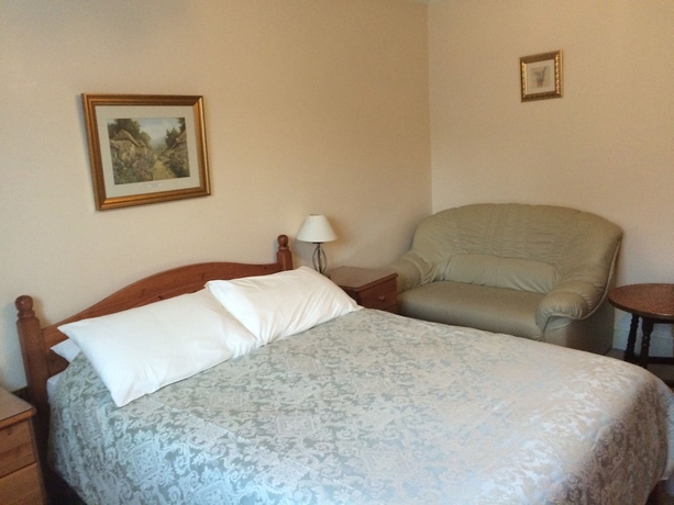 Imagen de la habitación del Hotel Half Moon and Restaurant. Foto 8