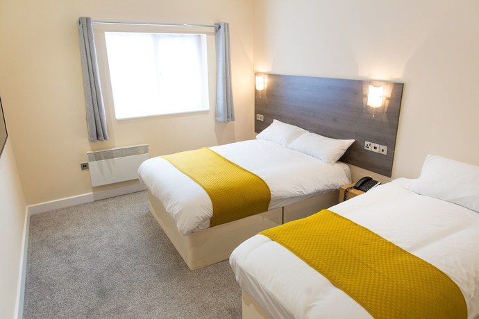 Imagen de la habitación del Hotel Halfway. Foto 11