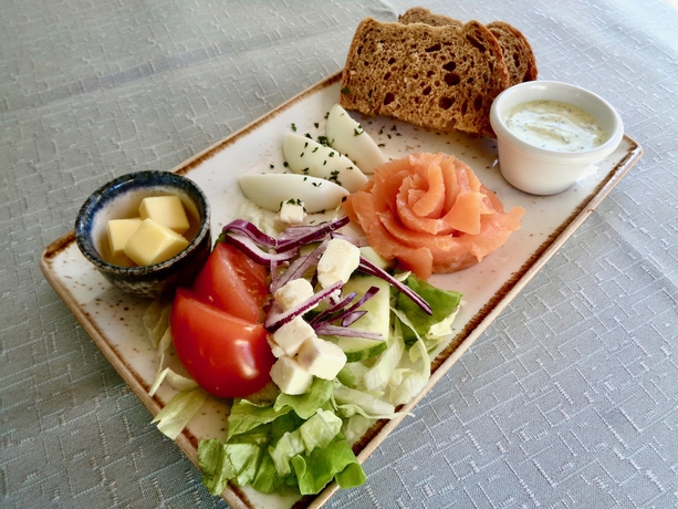 Imagen del bar/restaurante del Hotel Hali Country. Foto 7