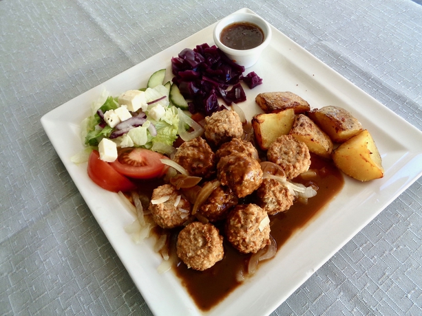 Imagen del bar/restaurante del Hotel Hali Country. Foto 11