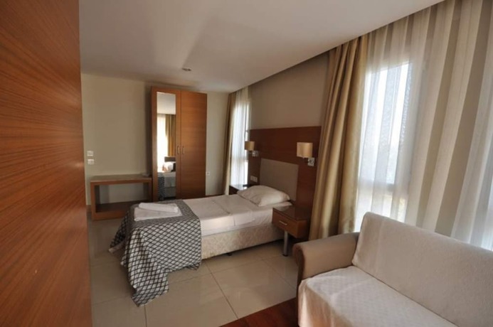 Imagen de la habitación del Hotel Halic Park. Foto 7