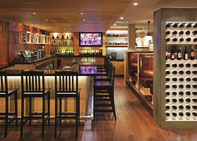 Imagen del bar/restaurante del Hotel Halifax. Foto 5