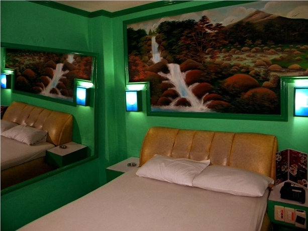 Imagen de la habitación del Hotel Halina Avenida. Foto 6