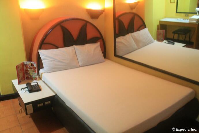 Imagen general del Hotel Halina Drive Inn Hotels - Sta Mesa. Foto 3