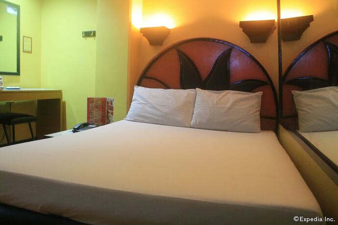 Imagen general del Hotel Halina Drive Inn Hotels - Sta Mesa. Foto 16