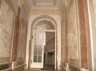 Imagen de los interiores del Hotel Halkova. Foto 4