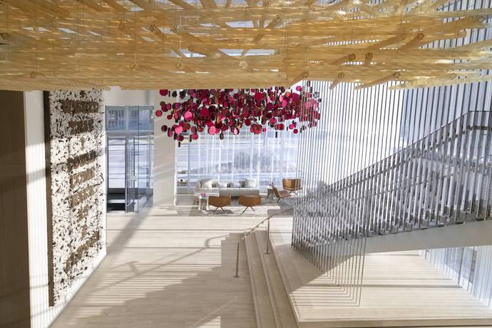 Imagen de los interiores del Hotel Hall Arts Dallas, Curio Collection By Hilton. Foto 20