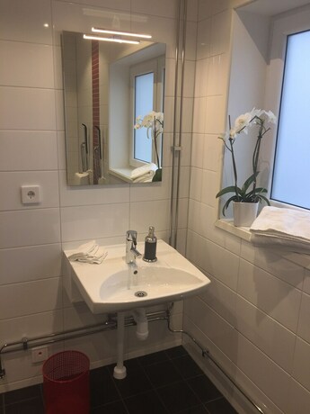 Imagen de la habitación del Hotel Hallands Kustvandrarhem Falkenberg. Foto 6