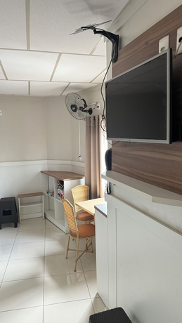 Imagen de los interiores del Hotel Hallas. Foto 9