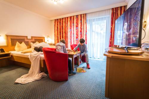 Imagen de la habitación del Hotel Haller's Posthotel. Foto 11