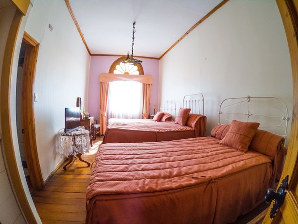 Imagen de la habitación del Hotel Halley. Foto 2