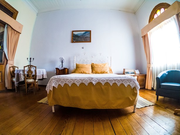 Imagen de la habitación del Hotel Halley. Foto 11