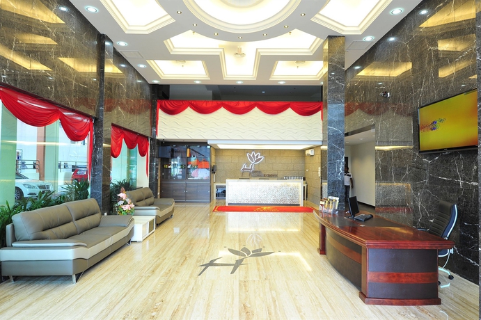 Imagen de los interiores del Hotel Hallmark Crown. Foto 11