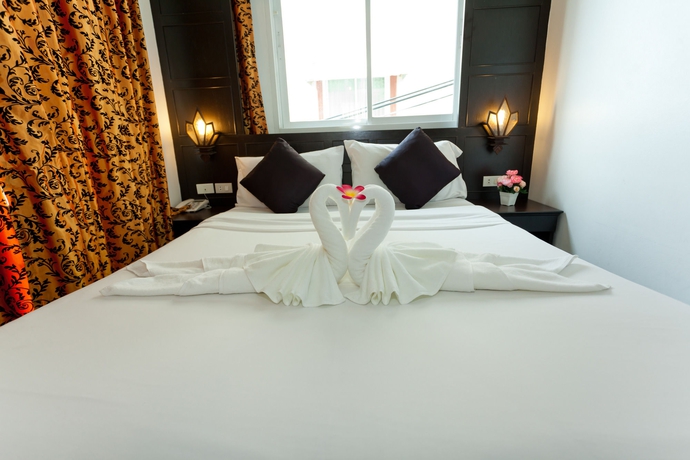 Imagen de la habitación del Hotel Hallo Patong - Rooftop Pool - Stunning Mountain Views and OTOP Market. Foto 12