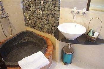 Imagen general del Hotel Halo. Foto 9