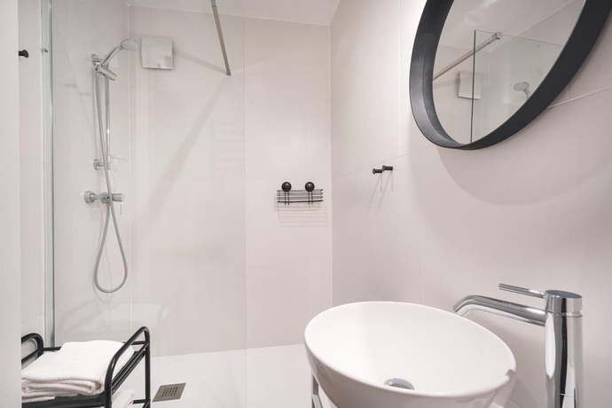 Imagen de la habitación del Hotel Halo Hel. Foto 7