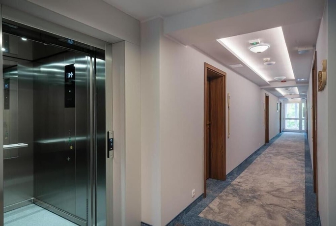 Imagen de los interiores del Hotel Halo Hel. Foto 14