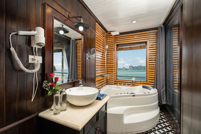 Imagen de la habitación del Hotel Halong Aquamarine Cruise. Foto 16