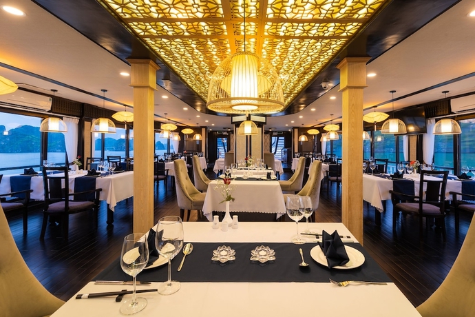 Imagen del bar/restaurante del Hotel Halong Aquamarine Cruise. Foto 4