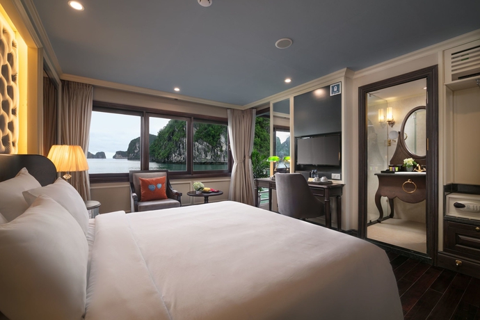 Imagen de la habitación del Hotel Halong Athena Cruise. Foto 6