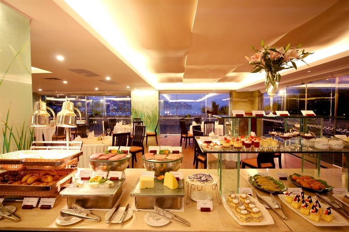 Imagen del bar/restaurante del Hotel Halong Plaza. Foto 1
